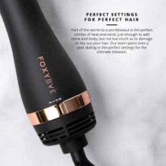 ROSE GOLD BLOWOUT DRYER BRUSH PRO - Picture 3 of 5